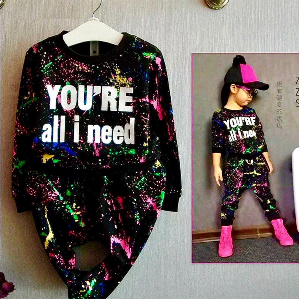 👑New 2-Piece Children Paint Splash Jogging Set.
